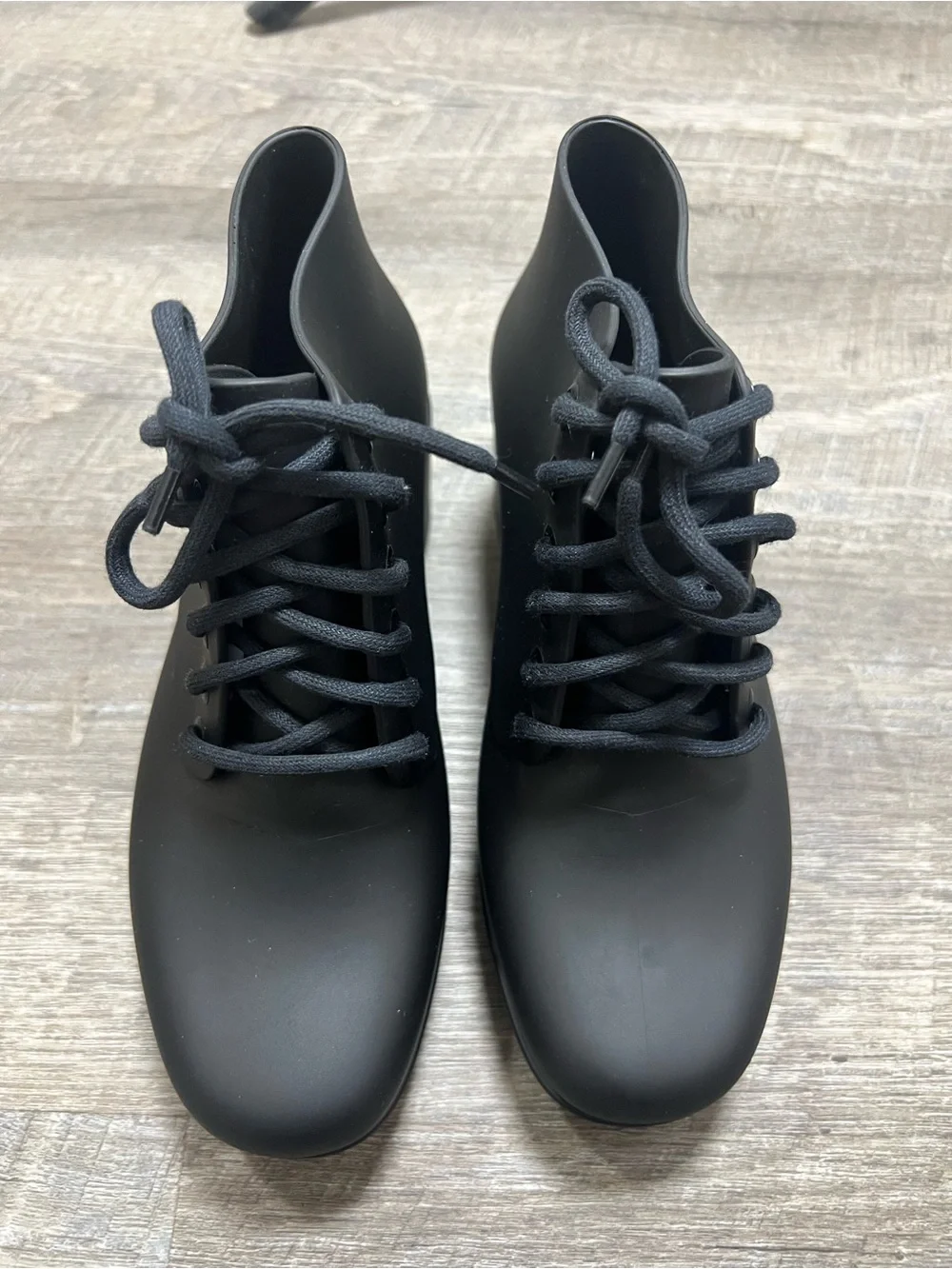 Melissa stylish black